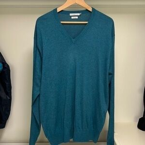 Peter Millar sweater size L